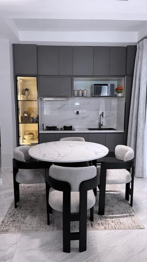 Comfort Apartment, Balcony, City View | Private kitchen | Electric kettle