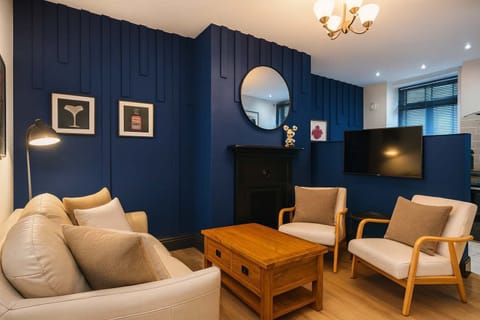 Comfortable Seating, Smart TV, Superfast Wi-Fi