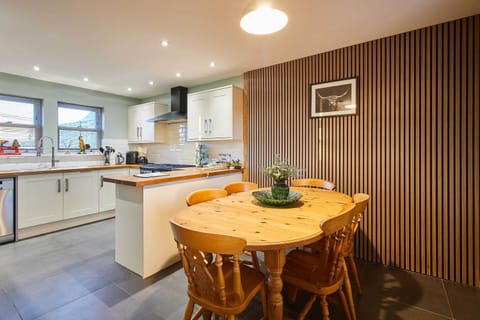 The Annex, Jedburgh - Host & Stay