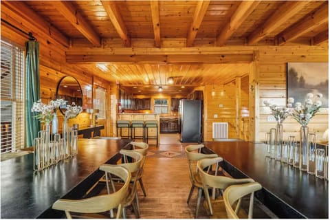 Gather, cook, and dine together in this bright, open kitchen and dining space. 