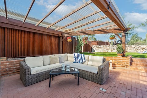 Enjoy a cup of coffee or an evening beverage out on the lovely, tranquil patio!