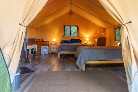 Glamping20820Beds