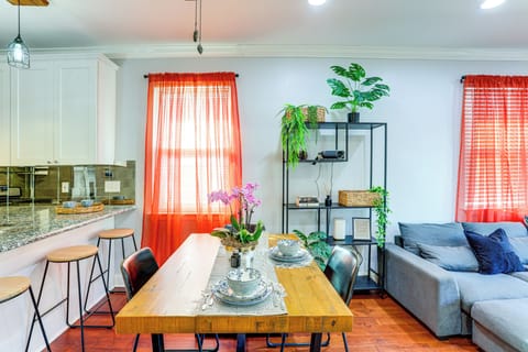 Dining Area | Dishware/Flatware