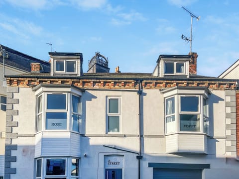 Exterior | Lily - Fresh as a Daisy Apartments, Bridlington