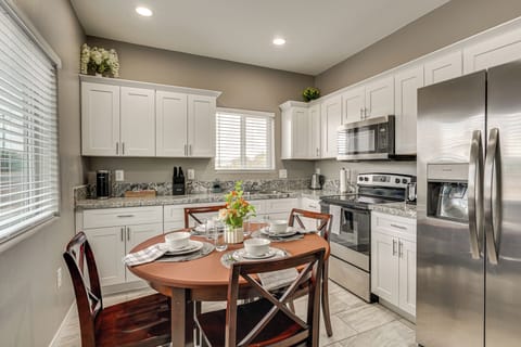 Tucson Vacation Rental | 2BR | 1BA | 1 Step Required | 803 Sq Ft