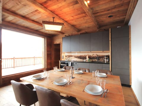 Furniture, Interior Design, Flooring, Wood, Kitchen, Ceiling, Table, Kitchen & Dining Room Table, Chair, Floor