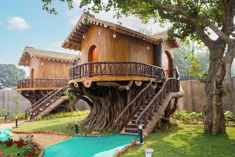 Comfort Tree House, Balcony, Park View | Premium bedding, pillowtop beds, minibar, laptop workspace
