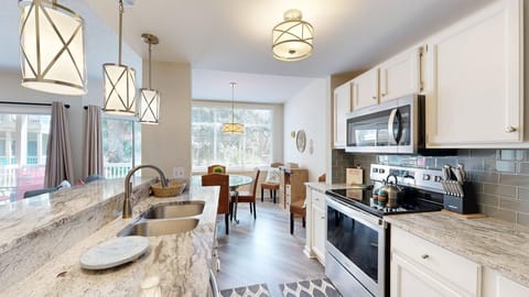 Fully Stocked Kitchen