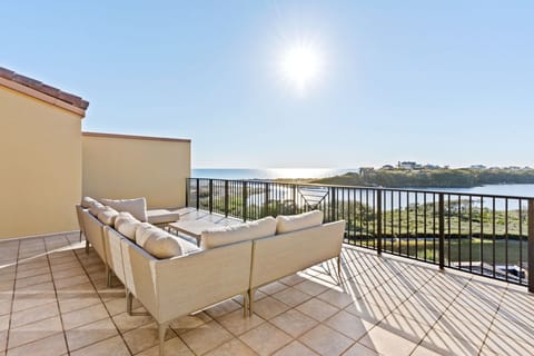 Welcome to Sanctuary by the Sea 3114