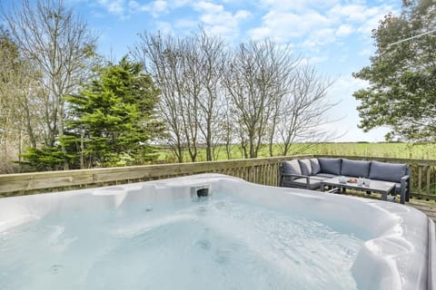 Hot Tub with Views of the fields 