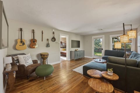 Welcome to Westside Vibes! Several musical instruments await your Bend jam