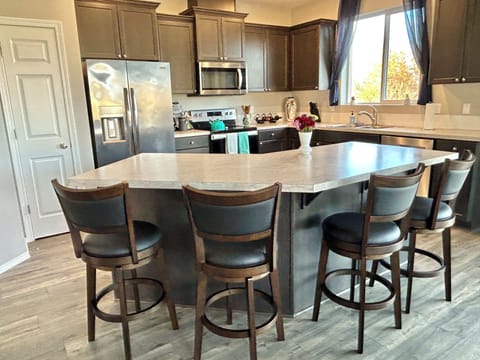 Swivel bar stools so you can enjoy all the action.