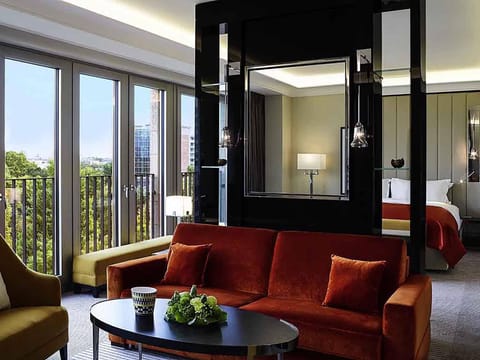 Premium bedding, pillowtop beds, minibar, in-room safe