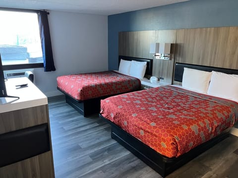 Standard Double or Twin Room | Desk, laptop workspace, free WiFi