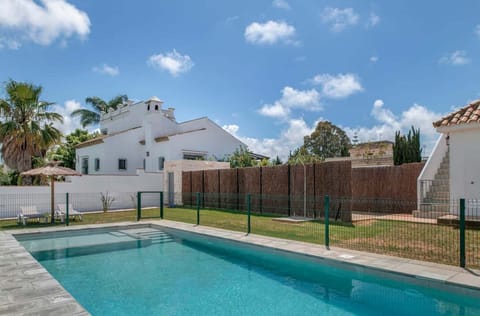 Holiday Home Swimming Pool