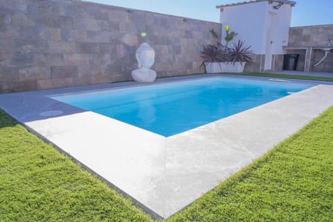 Holiday Home Swimming Pool