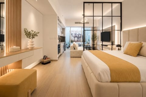Yas Island Resort with Beach Access - Luxury Studio Apartment in Mayan, Yas Island, Abu Dhabi