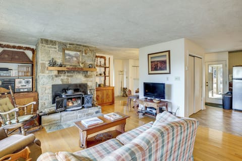 House (1 Bedroom) | Front of property