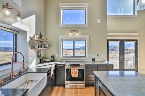 Fully stocked kitchen