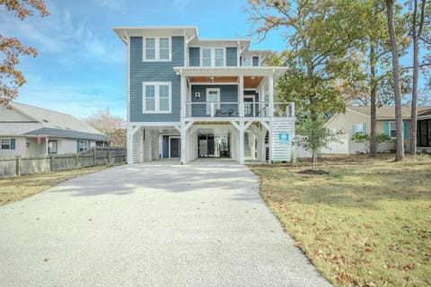 Exterior - Front