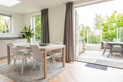 House | Dining