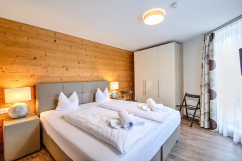 Apartment | 3 bedrooms, bed sheets