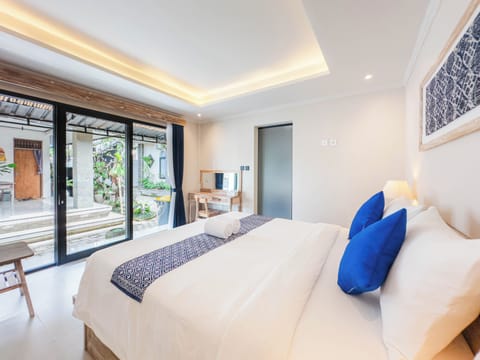 Deluxe Room | Desk, free WiFi
