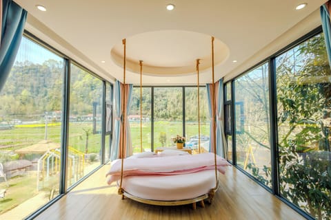 Design Double or Twin Room, Hill View | Premium bedding, down comforters, individually decorated