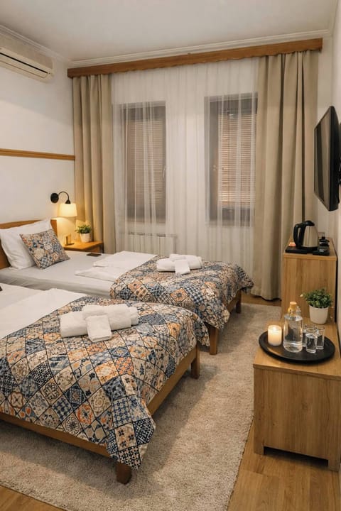 Classic Twin Room, City View | Premium bedding, desk, blackout drapes, soundproofing