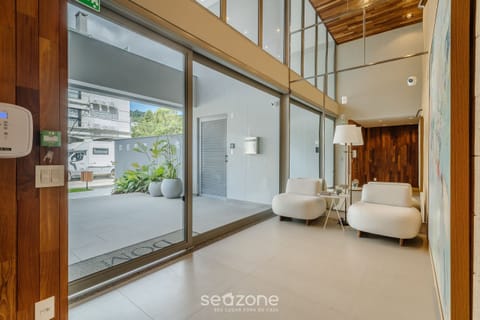 Basic Apartment | Interior