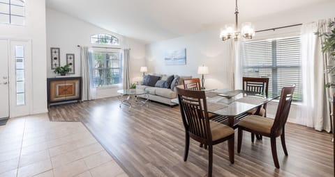 House, 4 Bedrooms | Interior