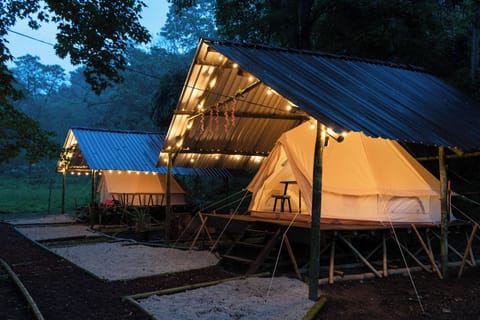 Romantic Tent, Garden View | Free WiFi