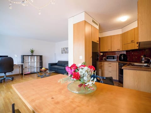 Dining area next to the kitchen