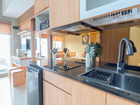 Standard Studio, 1 Bedroom | Private kitchen