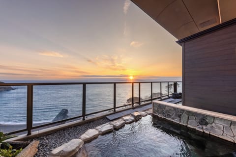 Family Suite, Sauna, Ocean View | Bathroom | Separate tub and shower, spring water tub, free toiletries, hair dryer