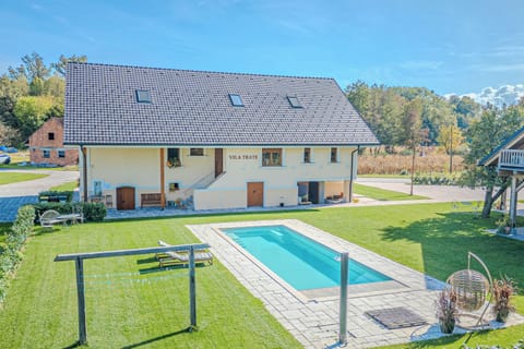 Shared pool