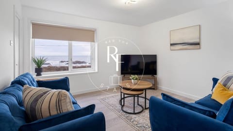 Lounge with Sea View