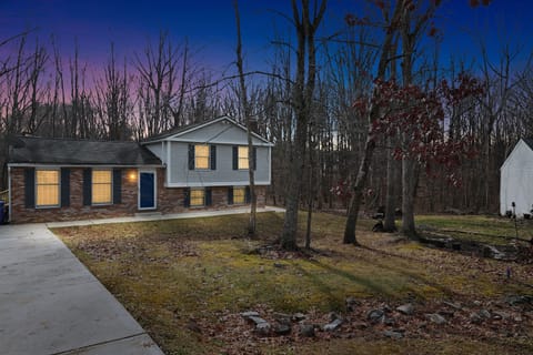 House, 3 Bedrooms | Exterior