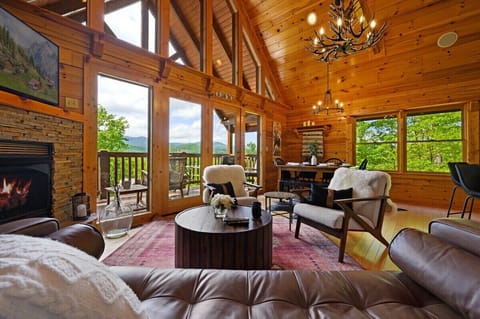 Cabin, Private Bathroom, Mountain View (Cabin On A Cloud ) | Lounge