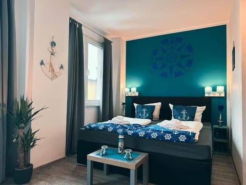 Classic Double Room, 1 Bedroom, Non Smoking, Courtyard View | Individually decorated, individually furnished, free WiFi, bed sheets