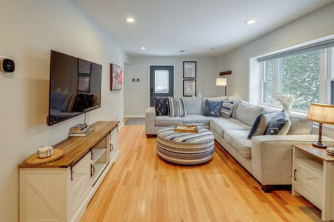 Saratoga Springs Vacation Rental | 3BR | 2BA | 1,600 Sq Ft | 4 Steps to Enter
