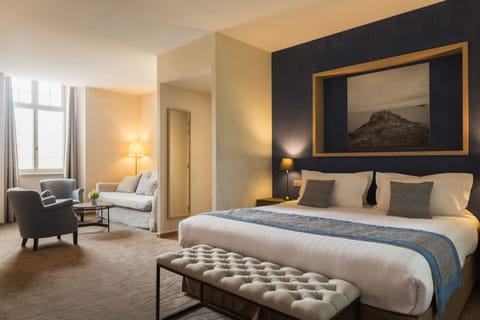 Junior Suite | Premium bedding, in-room safe, desk, soundproofing