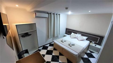 Double Room | Desk, free WiFi, bed sheets