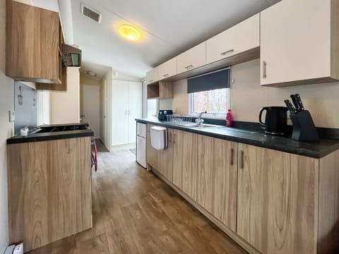 Kitchen | Jordana Lodge, Edzell
