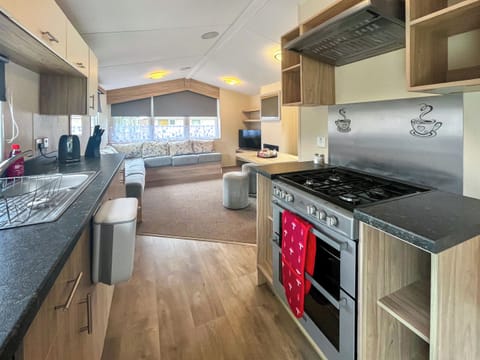 Kitchen | Jordana Lodge, Edzell