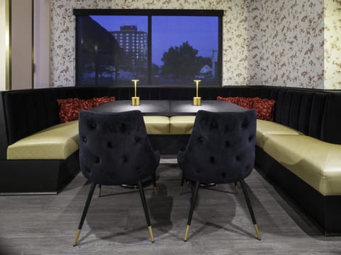 Breakfast and dinner served, American cuisine