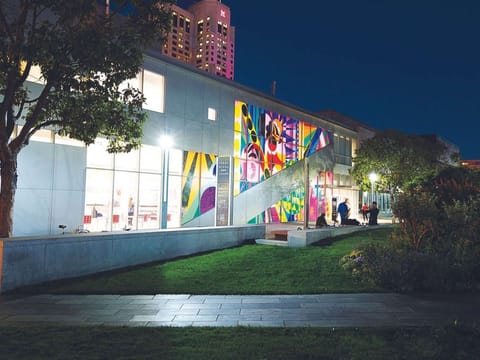 At Yerba Buena Center for the Arts enjoy live performances of dance, theater, music and film, all with a focus on local and national artists. The center features five acres of shade trees and murmuring fountains.