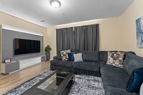 Communal lounge / TV room,Living Room