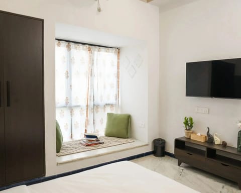 Deluxe Studio | Soundproofing, iron/ironing board, free WiFi