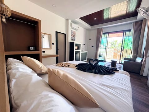 In-room safe, desk, blackout drapes, free WiFi